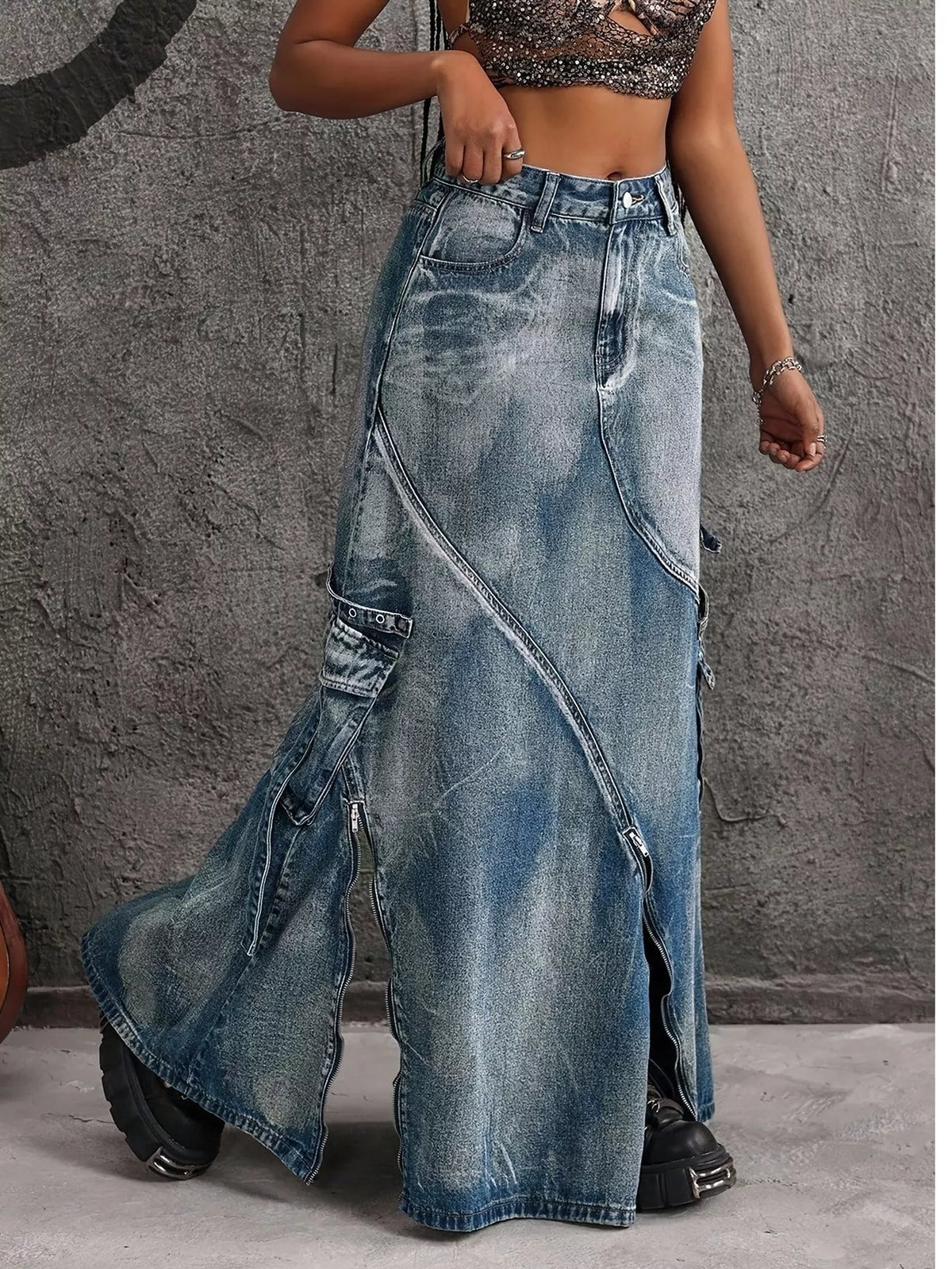 High-waisted blue denim maxi skirt with zipper slit, image 3