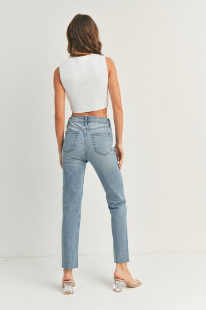 SLIM STRAIGHT WITH FRAY