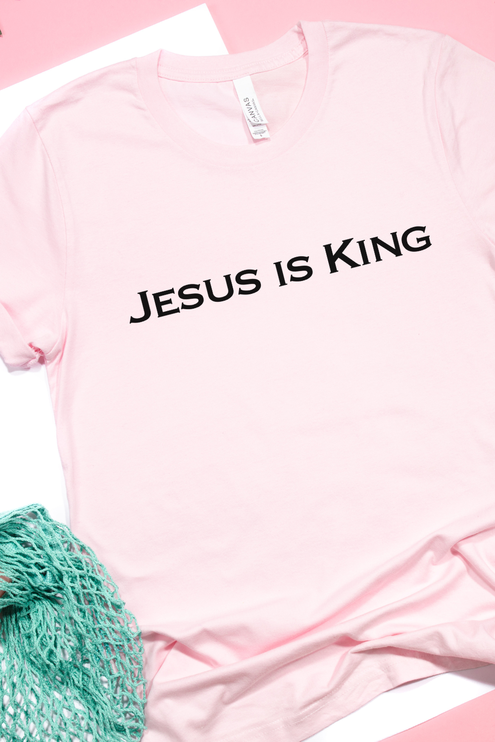 Jesus Is King Graphic Tee