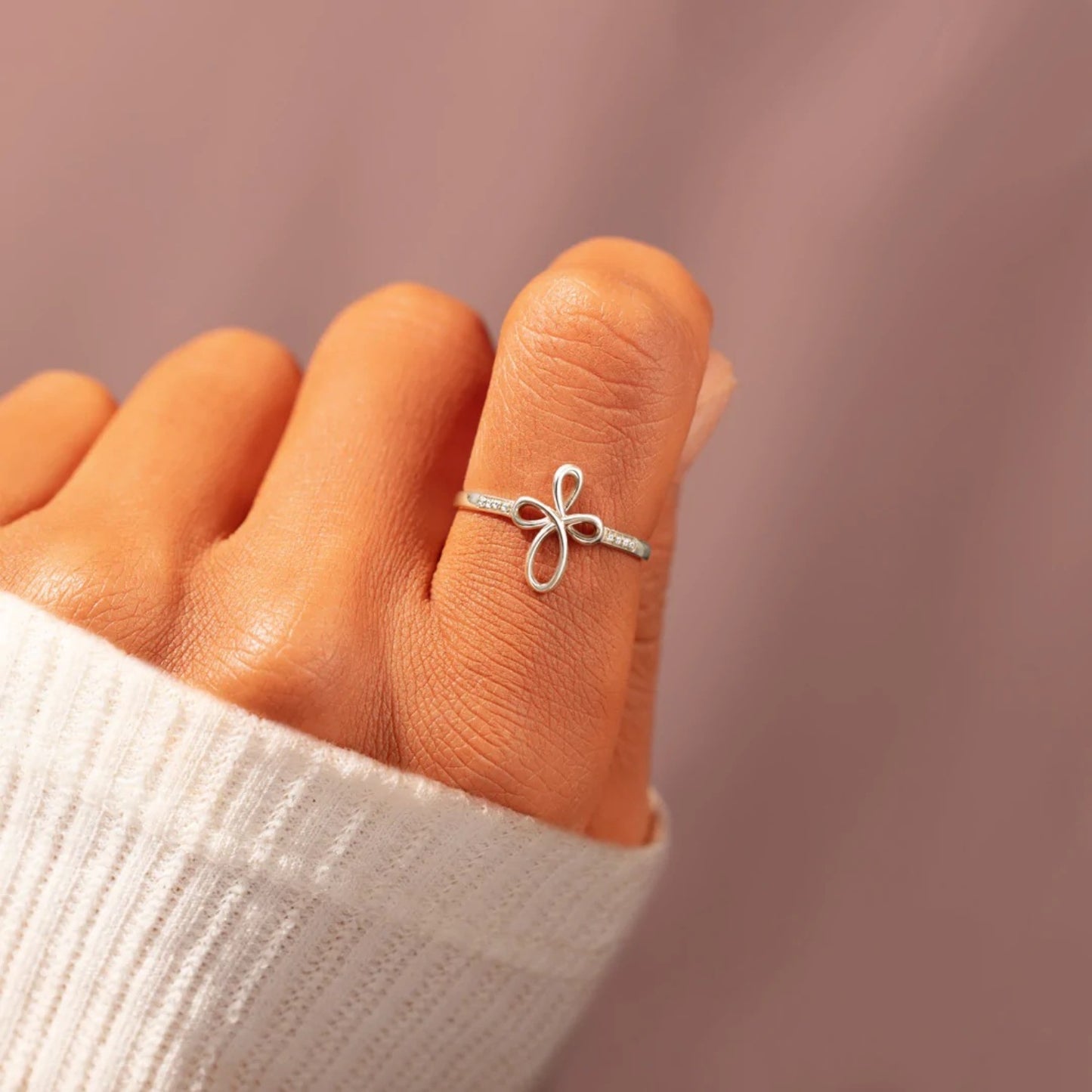 Cross Geometric Ring